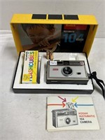 1960’s Kodak Instamatic Camera (3Cubes/12Flashes)