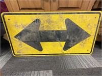 DOUBLE ARROW SIGN