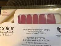 Colorstreet 
New in package
Nail Polish strips