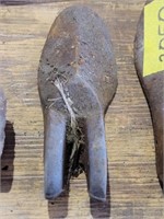 Cast Iron Shoe Form