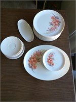 Mar-Crest Floral Plates and Platter (29 Pcs)