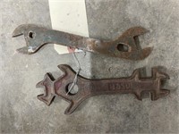 2 Vintage Wagon Wrenches