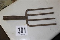 Pitchfork without handle