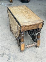 antique oak compact size side table