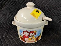 Vintage Ceramic Campbell's Soup Pots w Lid & Ladle