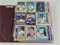 BINDER FULL OF ASSORTED BASEBALL CARDS