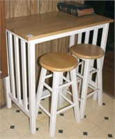 butcher block top table & 2 stools, 20"x 36"x 34"h