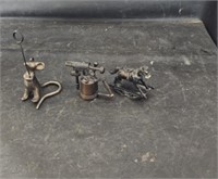 Brass Mouse Pictureil Holder & Novelty Metal