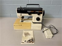 Free Arm Sewing Machine