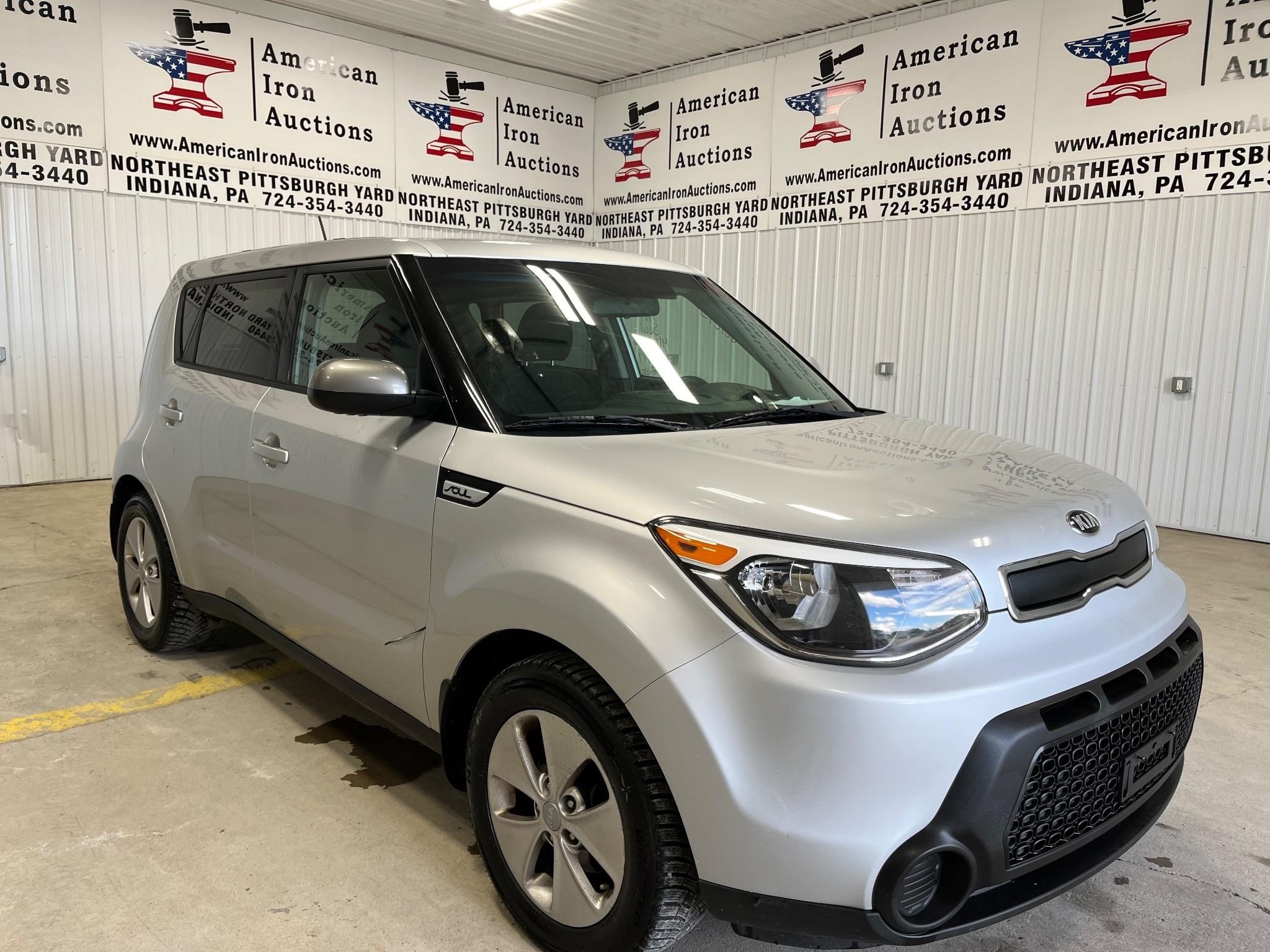 2016 Kia Soul Base Sedan-Titled-NO RESERVE