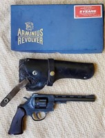 Arminius Model HW7 8-Shot Revolver