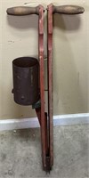 ANTIQUE THE AMERICAN STANDARD DUAL HANDLE SEEDER