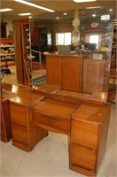 Wooden Desk Vanity with Mirror