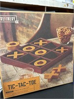 Refinery & Co. Tic-Tac-Toe Board Game