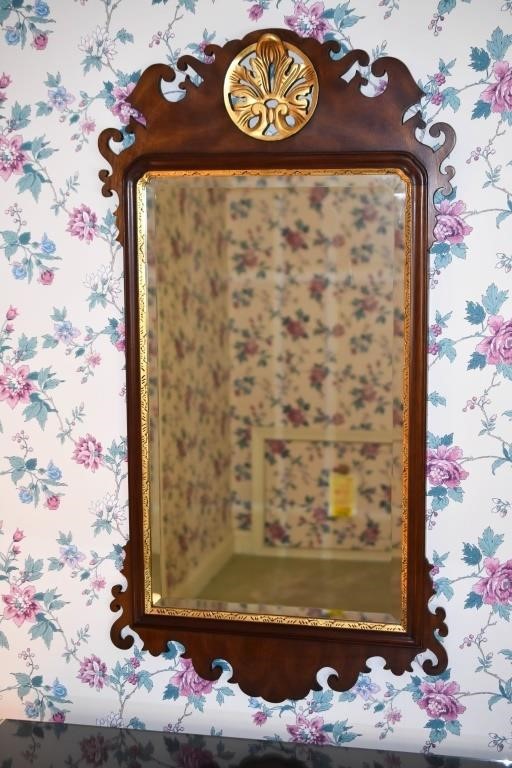 Henkel Harris Chippendale Shell Carved Mirror