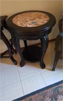 Marble top table 23x31 excellent condition