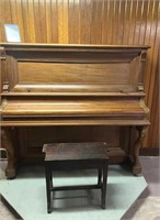 Oak Upright Piano