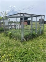 Chain-link kennel (one post )is bent 10’ x 10’ x