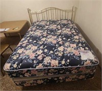 Metal Full Size Bed and Mattress