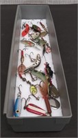 Tray 16 Fishing Lures