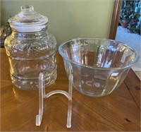 Cookie Jar, Fruit Bowl, Plate Display Hanger