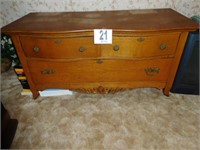 3 drawer oak low-boy dresser