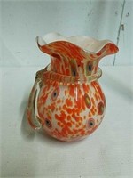 Nice colorful glass vase 6 in tall