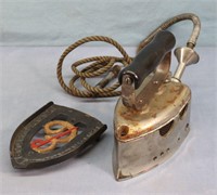 Vintage Electric Iron w/ Trivet