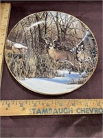 Deer collector plate