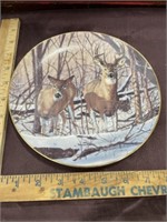 Deer collector plate