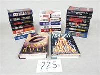 22 Books - Ann Rule