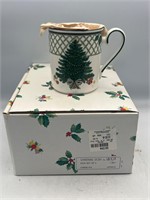 Appear new! Mikasa Christmas story mug set of 4