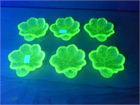 Uranium Indiana Glass Leaf Salt Cellars 6pc