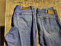 2 pair LEE Jeans 36 x 32