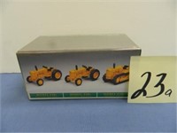 1/64 Scale John Deere Industrial Tractor Set