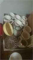 Flat of mugs and other items