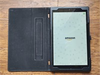Amazon Fire HD 10 Tablet w/ Case