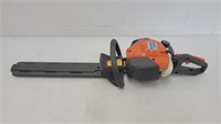 Husqvarna 122HD45 gas powered hedge trimmer