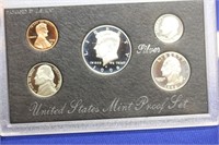 A 1998 US Mint Silver Proof Set