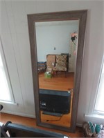 FULL LENGTH MIRROR - BRING HELP TO REMOVE