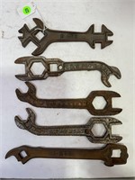 LOT OF 5 FARM IMPLEMENT TOOLS - B & G PLOW CO.