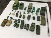 Lot of army toys