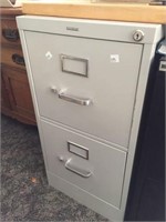 Two 2 drawer file cabinets