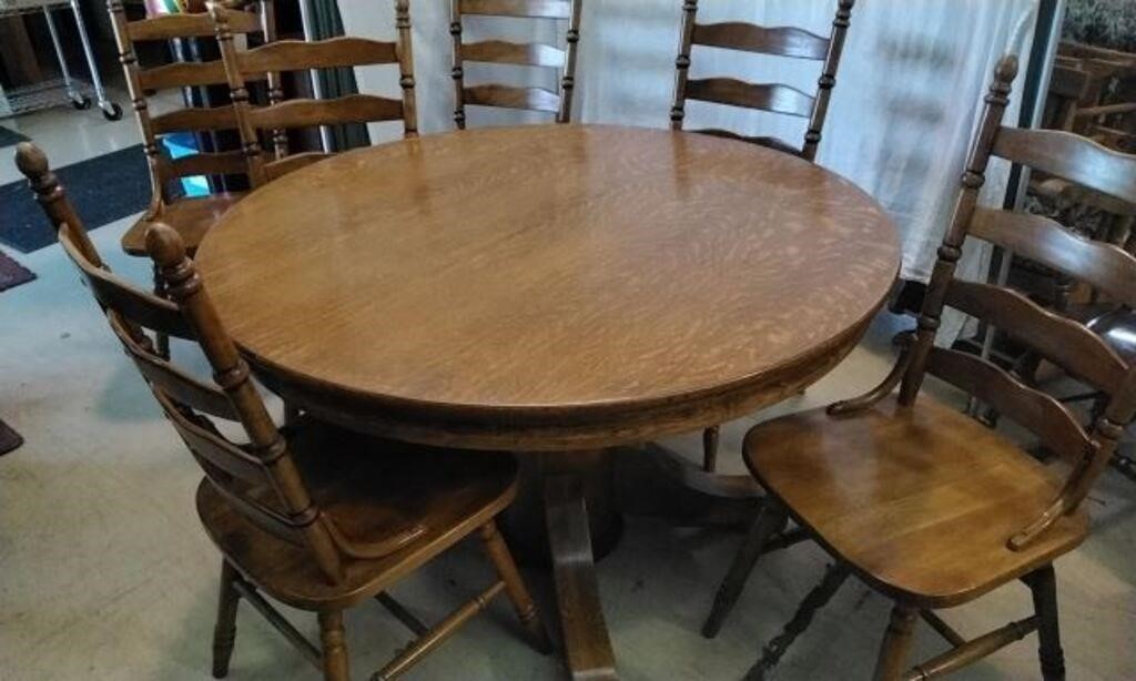 Tiger Oak Dining Table,Round
