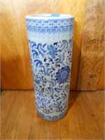 Oriental Porcelain Decorative Vase