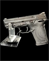 Smith & Wesson M&P 9 shield ez 9 mm. new in box.