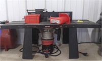 Craftsman deluxe router table