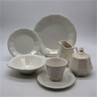 Colonial White by Homer Loghlin  8 place settings
