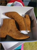 Unused Womens Boots