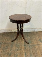 ROUND 3 LEGGED ACCENT TABLE